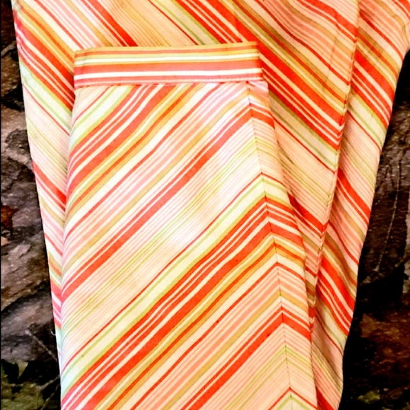 *Fashion Bug Skirt* - Picture 6 of 6